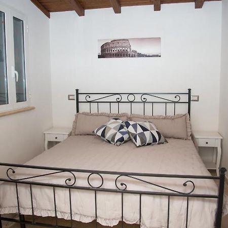 Casa Vacanza Colosseo 2 Rome Extérieur photo